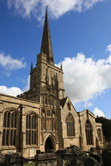 <b class=qtipBold><figcaption>Burford</figcaption></b><br>The Church yard at Burford Oxfordshire on a summers morning<br><em>© Paul Felix Photography Twelve Beacon Park Pelynt nr Looe Cornwall PL13 2PQ photos@paulfelix.co.uk 01503 221069</em> Burford