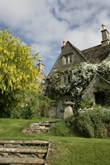 Cottage Cottage Prints: Calmsden