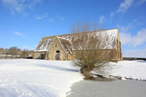 <b class=qtipBold><figcaption>Great Coxwell Barn</figcaption></b><br>A cold winters day at Great Coxwell Barn near Faringdon Oxfordshire, A large monastic barn with a very fine stone roof and interesting timbers.<br><em>© Paul Felix Photography Twelve Beacon Park Pelynt nr Looe Cornwall PL13 2PQ photos@paulfelix.co.uk 01503 221069</em> Great Coxwell Barn
