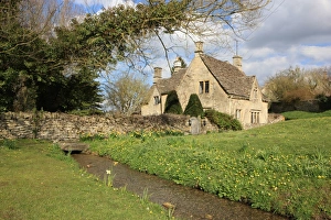 Cottage Cottage Prints: Little Barrington