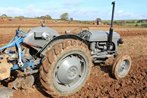 <b class=qtipBold><figcaption>Ploughing Match</figcaption></b><br>Vintage Massey Ferguson ( Little Grey Fergie ) tractor at a Ploughing Match at Pelynt near Looe in Cornwall on a autumn day<br><em>© Paul Felix Photography Twelve Beacon Park Pelynt nr Looe Cornwall PL13 2PQ photos@paulfelix.co.uk 01503 221069</em> Ploughing Match