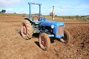 <b class=qtipBold><figcaption>Ploughing Match</figcaption></b><br>A Fordson Dexta at a Ploughing Match at Pelynt near Looe in Cornwall on a autumn day<br><em>© Paul Felix Photography Twelve Beacon Park Pelynt nr Looe Cornwall PL13 2PQ photos@paulfelix.co.uk 01503 221069</em> Ploughing Match
