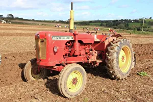 <b class=qtipBold><figcaption>Ploughing Match</figcaption></b><br>Vintage David Brown 880 tractor at a Ploughing Match at Pelynt near Looe in Cornwall on a autumn day<br><em>© Paul Felix Photography Twelve Beacon Park Pelynt nr Looe Cornwall PL13 2PQ photos@paulfelix.co.uk 01503 221069</em> Ploughing Match