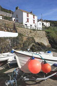<b class=qtipBold><figcaption>Portloe</figcaption></b><br>Fishing boats in the Historic Harbour at Portloe Cornwall<br><em>© Paul Felix Photography Twelve Beacon Park Pelynt nr Looe Cornwall PL13 2PQ photos@paulfelix.co.uk 01503 221069</em> Portloe