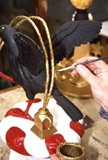 Royal Crown maker