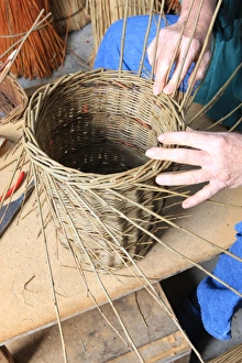 Traditional Basket Maker