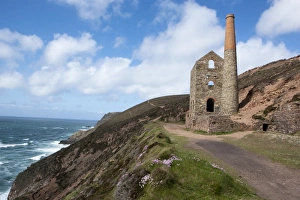 <b class=qtipBold><figcaption>Wheal Coates</figcaption></b><br>Ruins of Wheal Coates Tin Mine engine house, near St Agnes, Cornwall, Used in the filming of Poldark<br><em>© Paul Felix Photography, Twelve Beacon Park, Pelynt, near Looe, Cornwall, PL13 2PQ</em> Wheal Coates